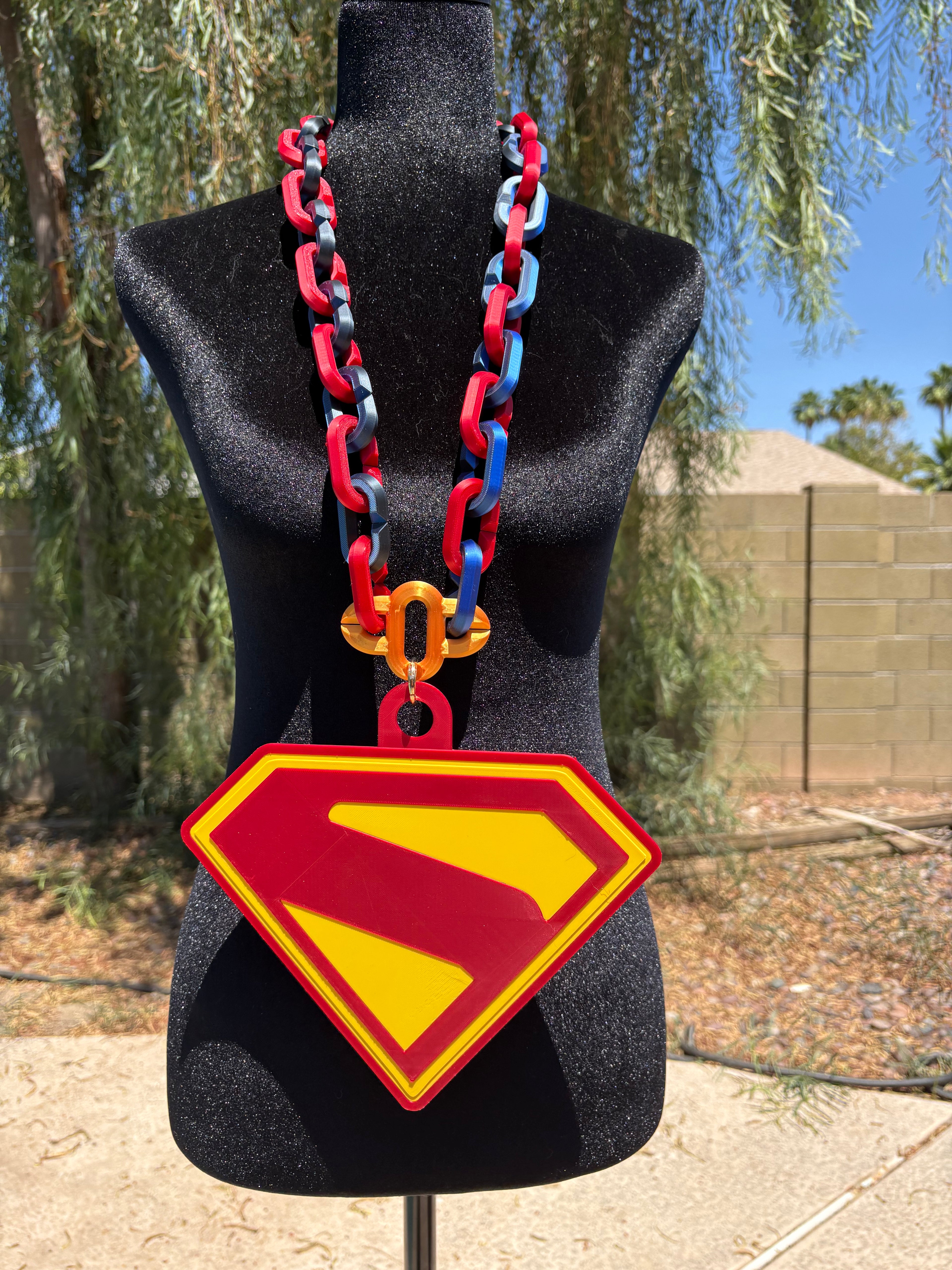 Superman Oversized Hype Chain