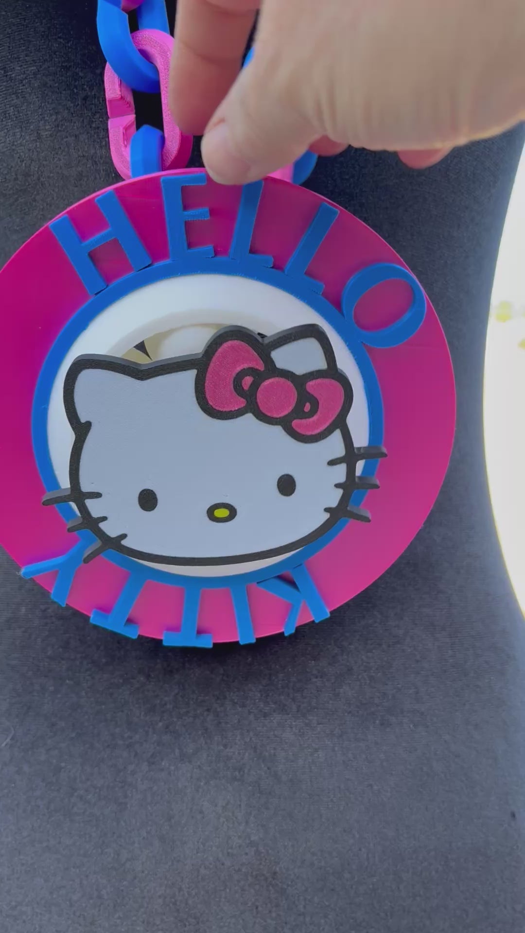 Hello Kitty Spinning Chain